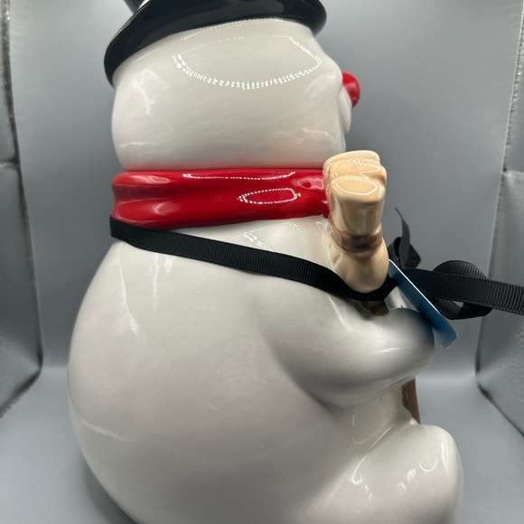 Rae Dunn FROSTY THE SNOWMAN 11” Christmas Canister Cookie Jar BRAND NEW - Picture 4 of 5